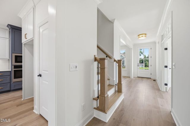 81 Lane Farms Way, Holly Springs, NC 27540