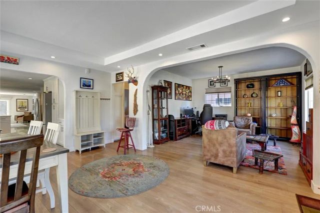 1626 E 6th, Long Beach, CA 90802