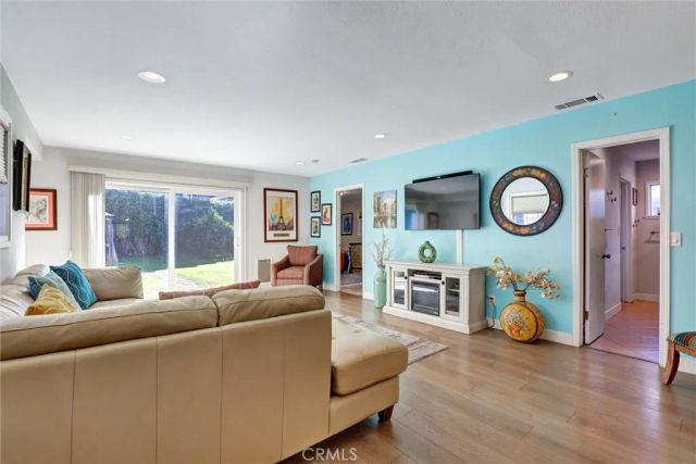 1626 E 6th, Long Beach, CA 90802