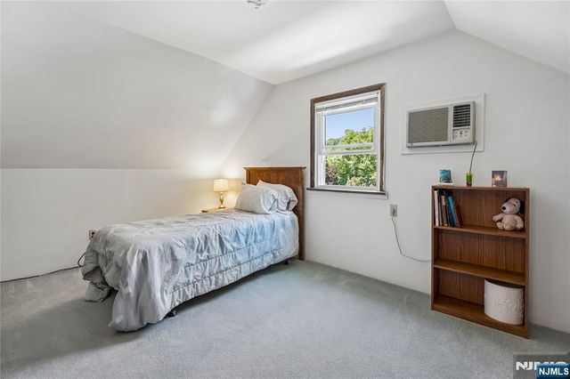 4 Dogwood Terrace, Wayne, NJ 07470