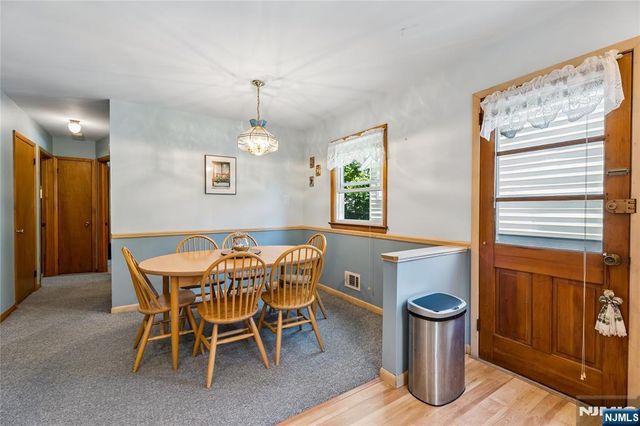 4 Dogwood Terrace, Wayne, NJ 07470