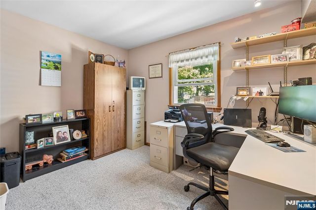 4 Dogwood Terrace, Wayne, NJ 07470