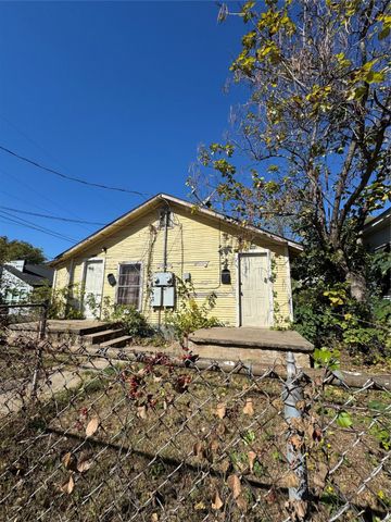 4701 Collins Avenue, Dallas, TX 75210