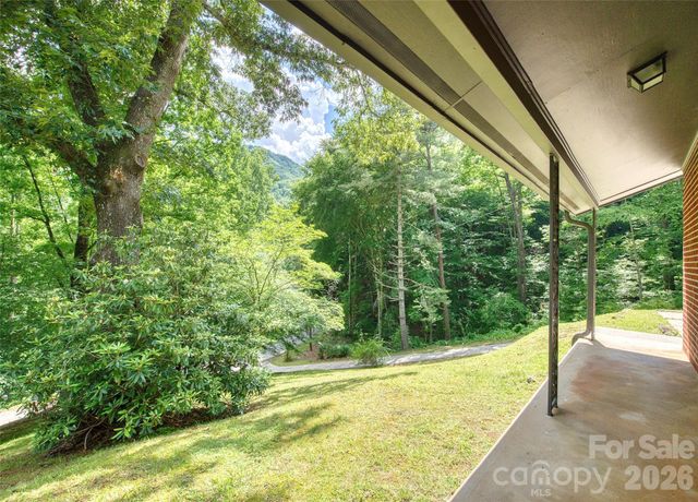 1296 N Country Club Drive, Cullowhee, NC 28723
