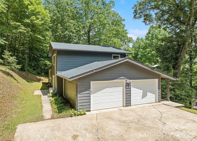 1296 N Country Club Drive, Cullowhee, NC 28723