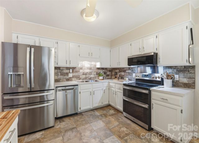 1296 N Country Club Drive, Cullowhee, NC 28723