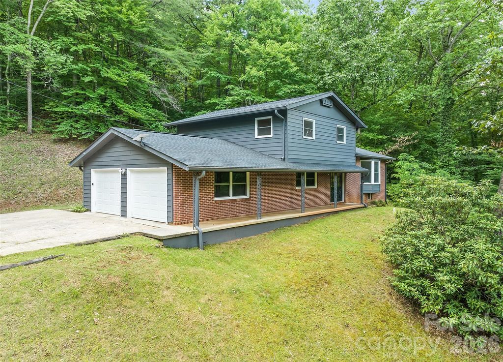 1296 N Country Club Drive, Cullowhee, NC 28723