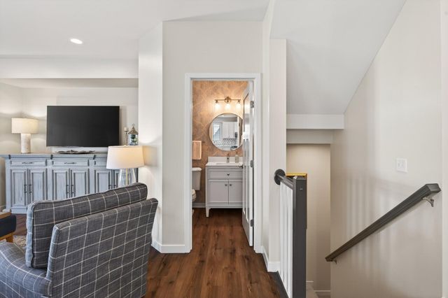 661 Sandstone Circle, Orono, MN 55356