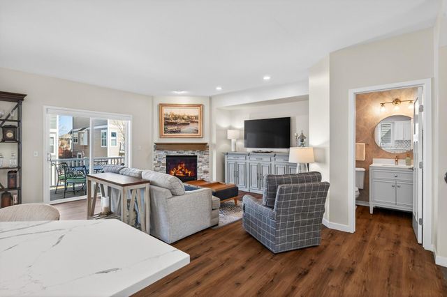 661 Sandstone Circle, Orono, MN 55356