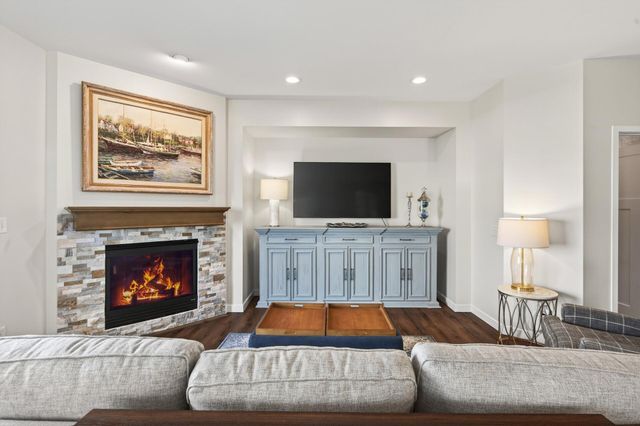 661 Sandstone Circle, Orono, MN 55356