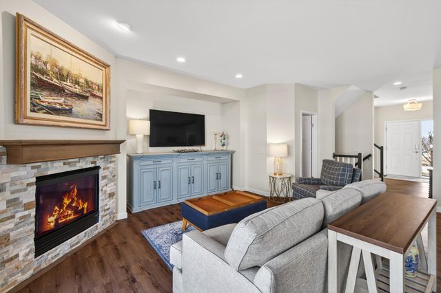 661 Sandstone Circle, Orono, MN 55356