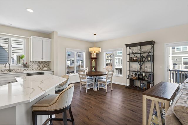 661 Sandstone Circle, Orono, MN 55356