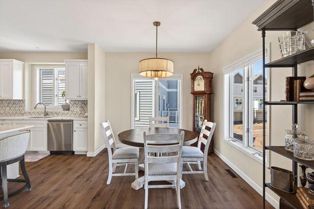 661 Sandstone Circle, Orono, MN 55356