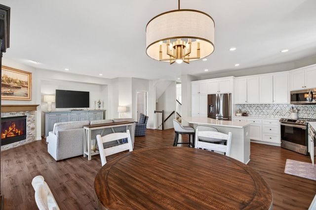 661 Sandstone Circle, Orono, MN 55356