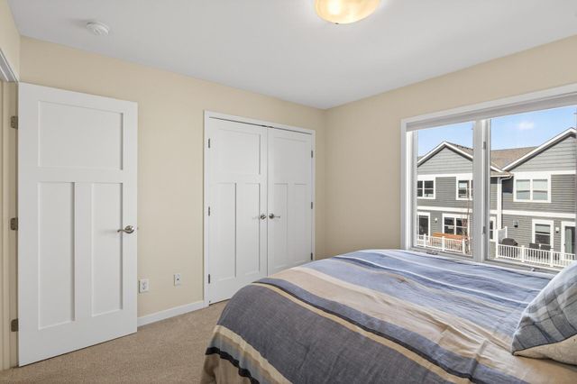 661 Sandstone Circle, Orono, MN 55356