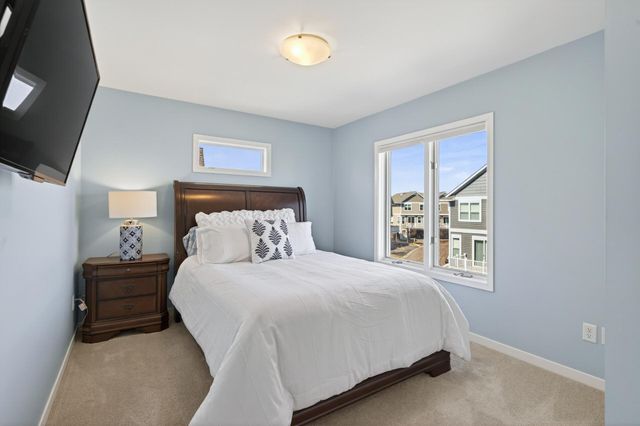 661 Sandstone Circle, Orono, MN 55356