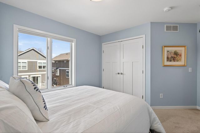 661 Sandstone Circle, Orono, MN 55356