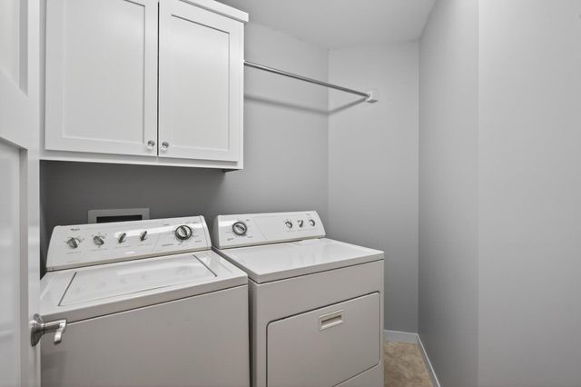 661 Sandstone Circle, Orono, MN 55356