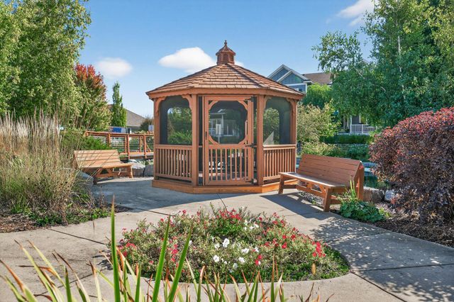 661 Sandstone Circle, Orono, MN 55356