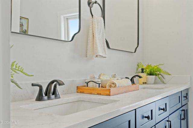 182 Excelsior Avenue 5, Saratoga Springs, Outside, NY 12866