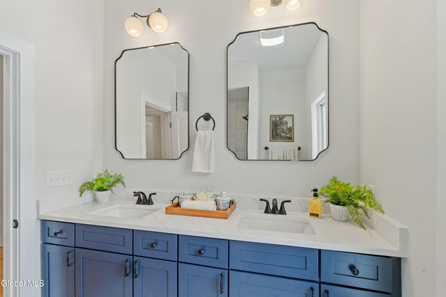 182 Excelsior Avenue 5, Saratoga Springs, Outside, NY 12866