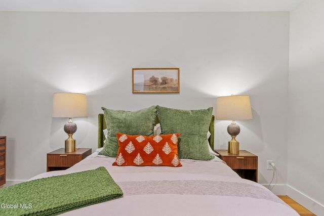 182 Excelsior Avenue 5, Saratoga Springs, Outside, NY 12866