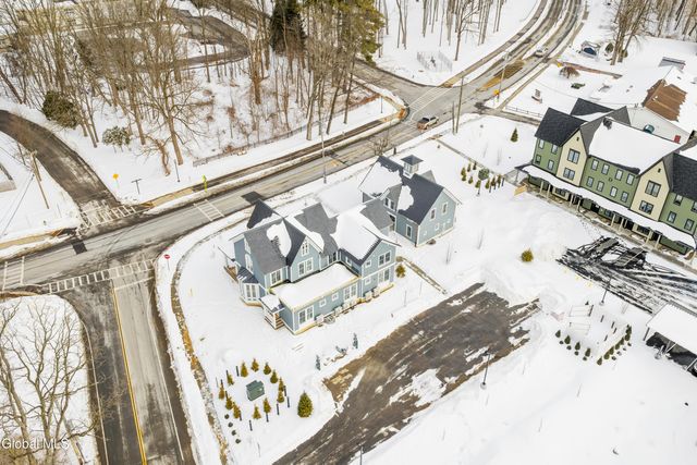 182 Excelsior Avenue 5, Saratoga Springs, Outside, NY 12866