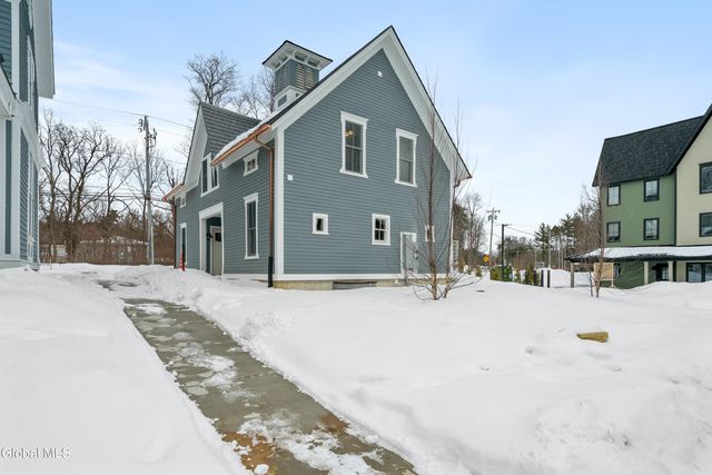 182 Excelsior Avenue 5, Saratoga Springs, Outside, NY 12866