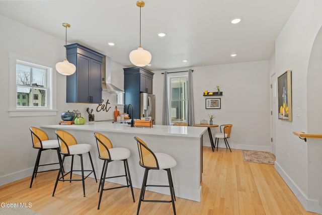 182 Excelsior Avenue 5, Saratoga Springs, Outside, NY 12866