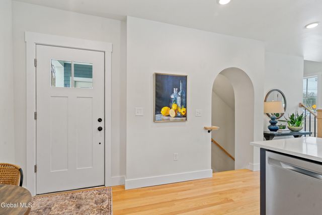 182 Excelsior Avenue 5, Saratoga Springs, Outside, NY 12866