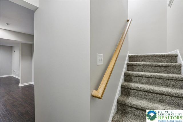 270 Milkweed Drive, Allentown City, PA 18104