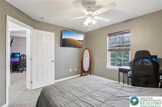 270 Milkweed Drive, Allentown City, PA 18104