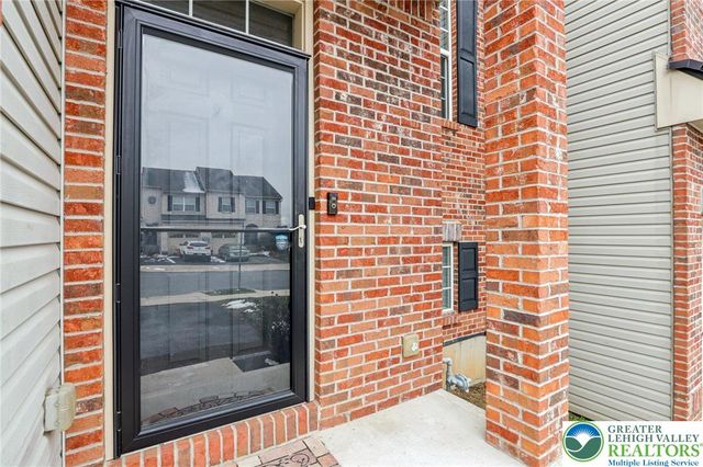 270 Milkweed Drive, Allentown City, PA 18104