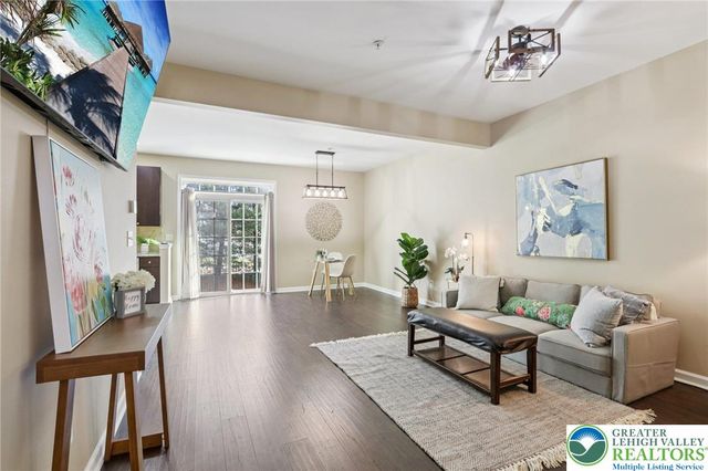 270 Milkweed Drive, Allentown City, PA 18104