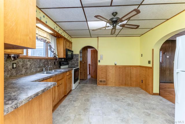 23 Maple Street, Esopus, NY 12471