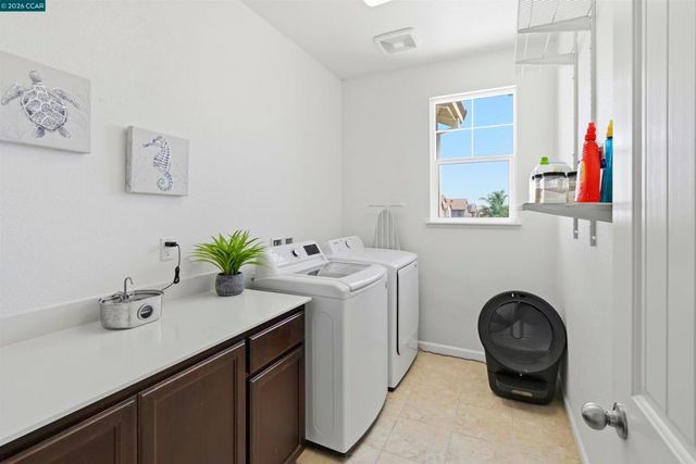 2129 Lariat Dr, Fairfield, CA 94534