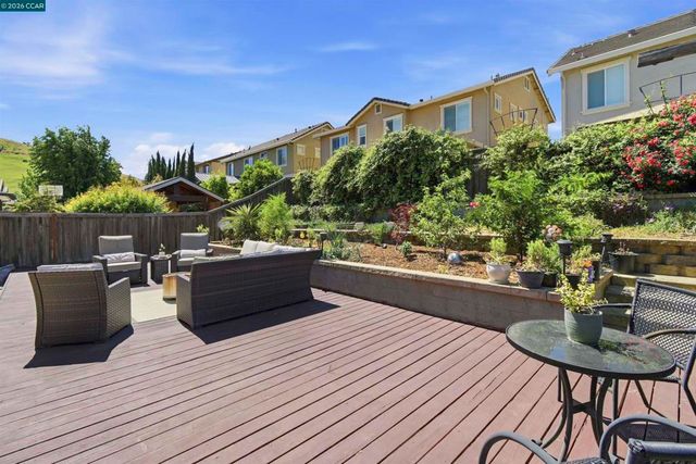 2129 Lariat Dr, Fairfield, CA 94534