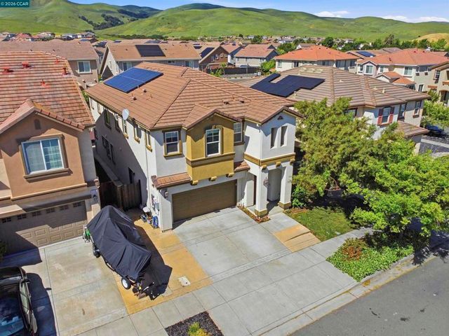 2129 Lariat Dr, Fairfield, CA 94534