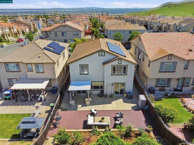 2129 Lariat Dr, Fairfield, CA 94534