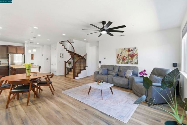 2129 Lariat Dr, Fairfield, CA 94534