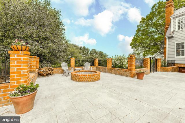 9 KING GEORGES GRANT, Fredericksburg, VA 22405