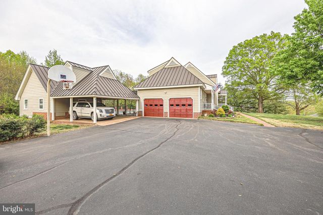 9 KING GEORGES GRANT, Fredericksburg, VA 22405