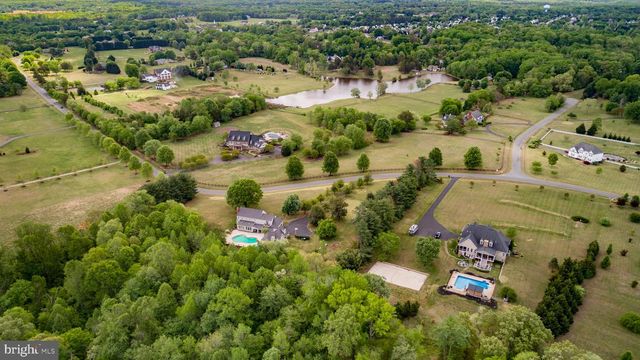 9 KING GEORGES GRANT, Fredericksburg, VA 22405