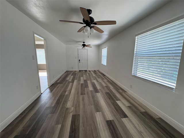 1709 Deloney ST, Austin, TX 78721