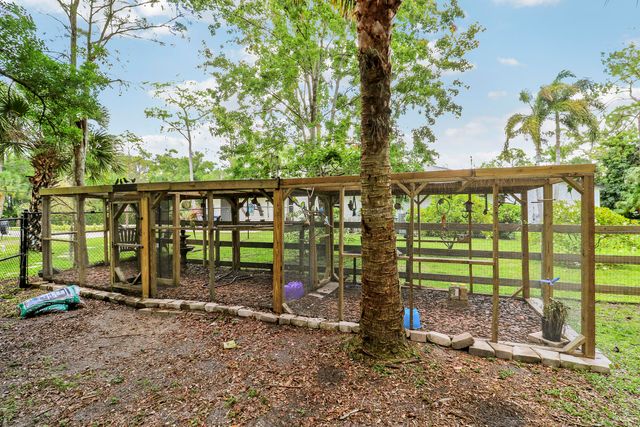 8352 N 154th Ct Road N, Palm Beach Gardens, FL 33418
