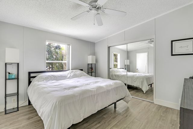 8352 N 154th Ct Road N, Palm Beach Gardens, FL 33418