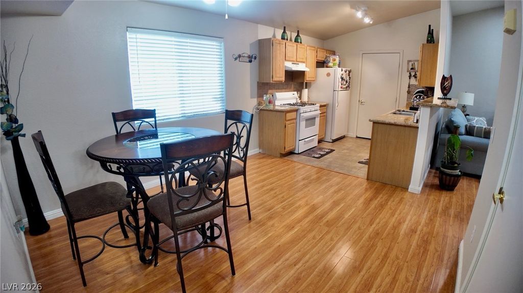 Image 5 of property listing at 1401 North Michael Way 228, Las Vegas, NV 89108
