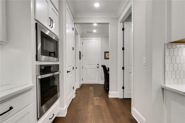 2340 Windsor Bluffs Drive, Cumming, GA 30041