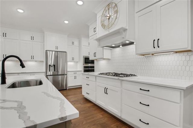 2340 Windsor Bluffs Drive, Cumming, GA 30041