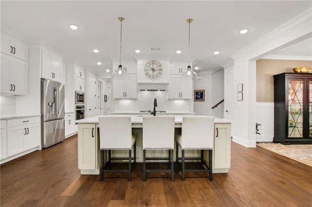2340 Windsor Bluffs Drive, Cumming, GA 30041